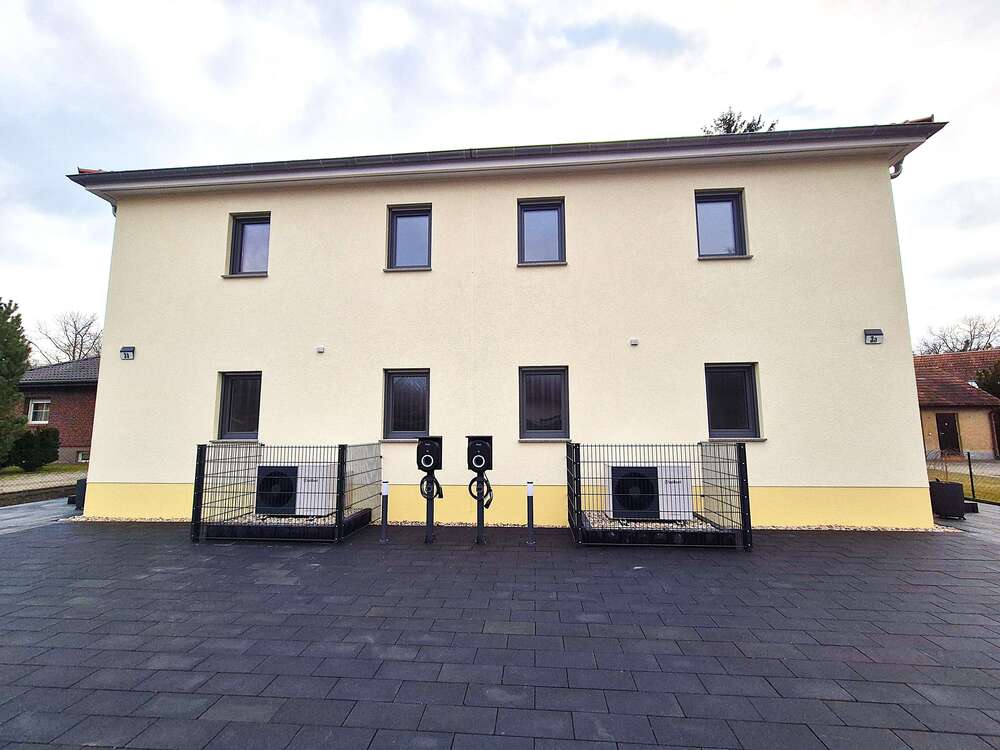 Thumbnail-Haus zum Kaufen in Zossen OT Wünsdorf 990.000,00 € 231 m²