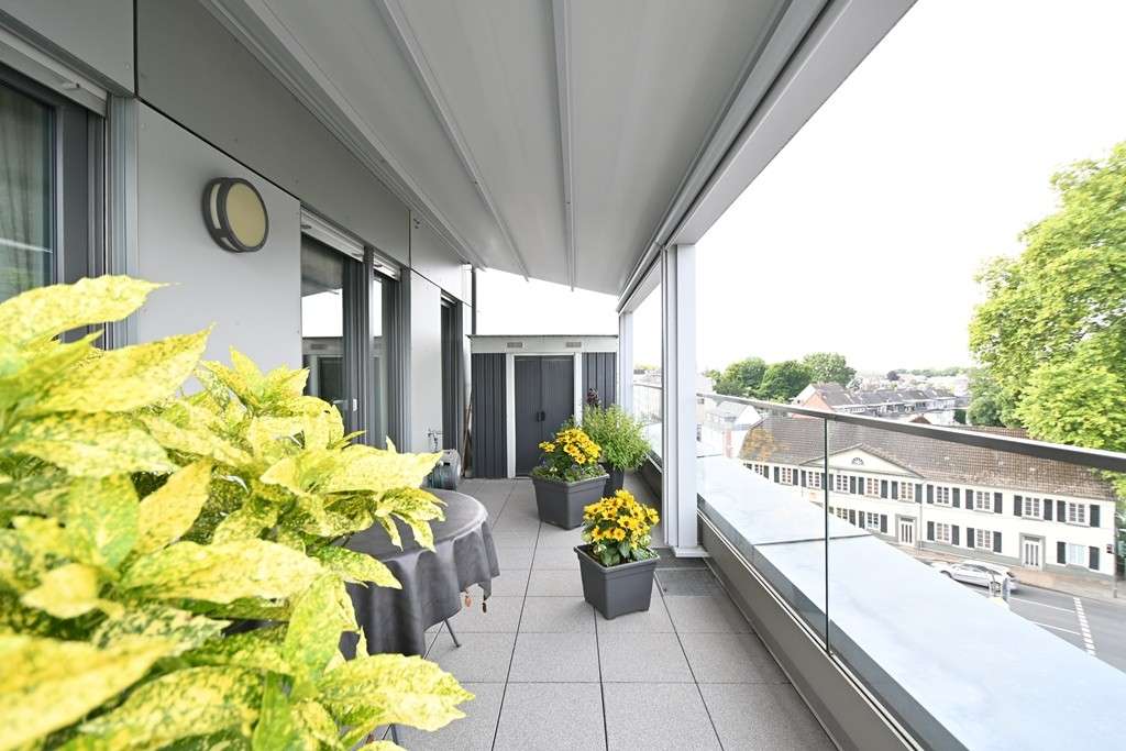 Thumbnail-Wohnung zum Kaufen in Langenfeld 609.000,00 € 130.5 m²