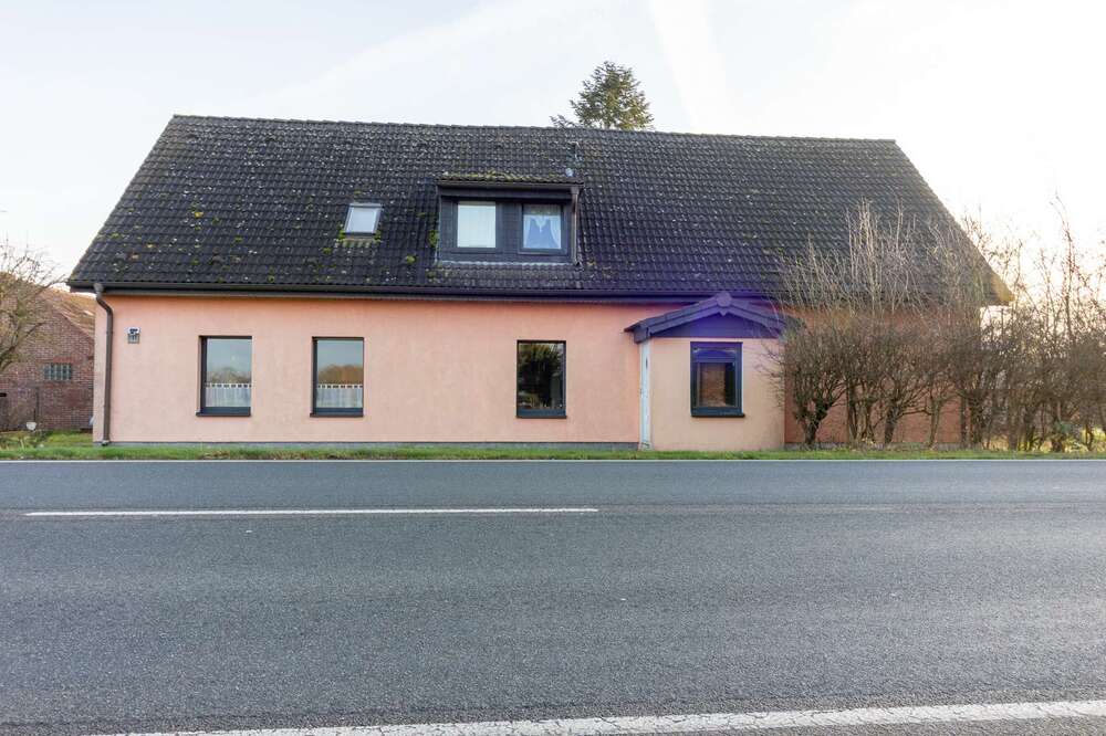 Thumbnail-Haus zum Kaufen in Hüde 449.000,00 € 286 m²