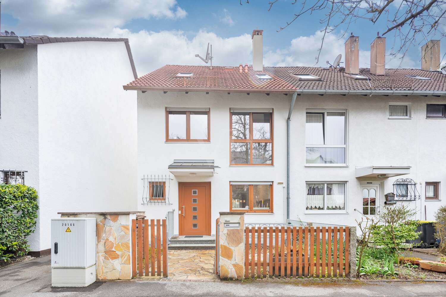 Thumbnail-Haus zum Kaufen in Unterschleißheim 935.000,00 € 145.08 m²