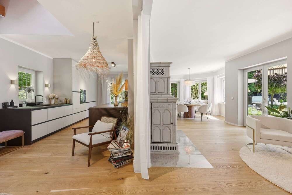 Thumbnail-Haus zum Kaufen in München 3.690.000,00 € 262.95 m²
