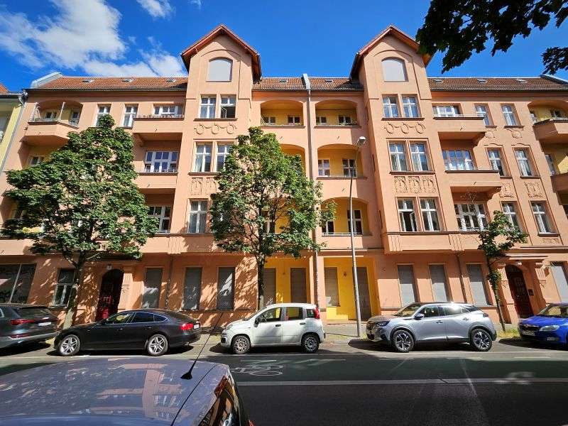 Thumbnail-Haus zum Kaufen in Berlin 4.490.000,00 € 1690 m²