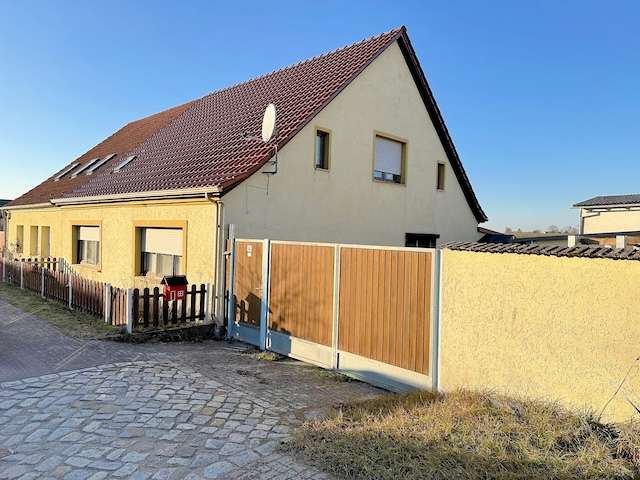 Thumbnail-Haus zum Kaufen in Friedrichswalde 223.000,00 € 149 m²