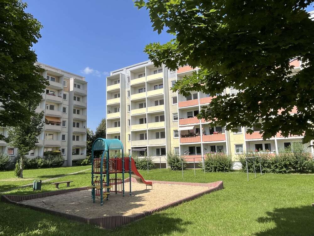 Thumbnail-Wohnung zum Mieten in Zwickau 349,00 € 70 m²