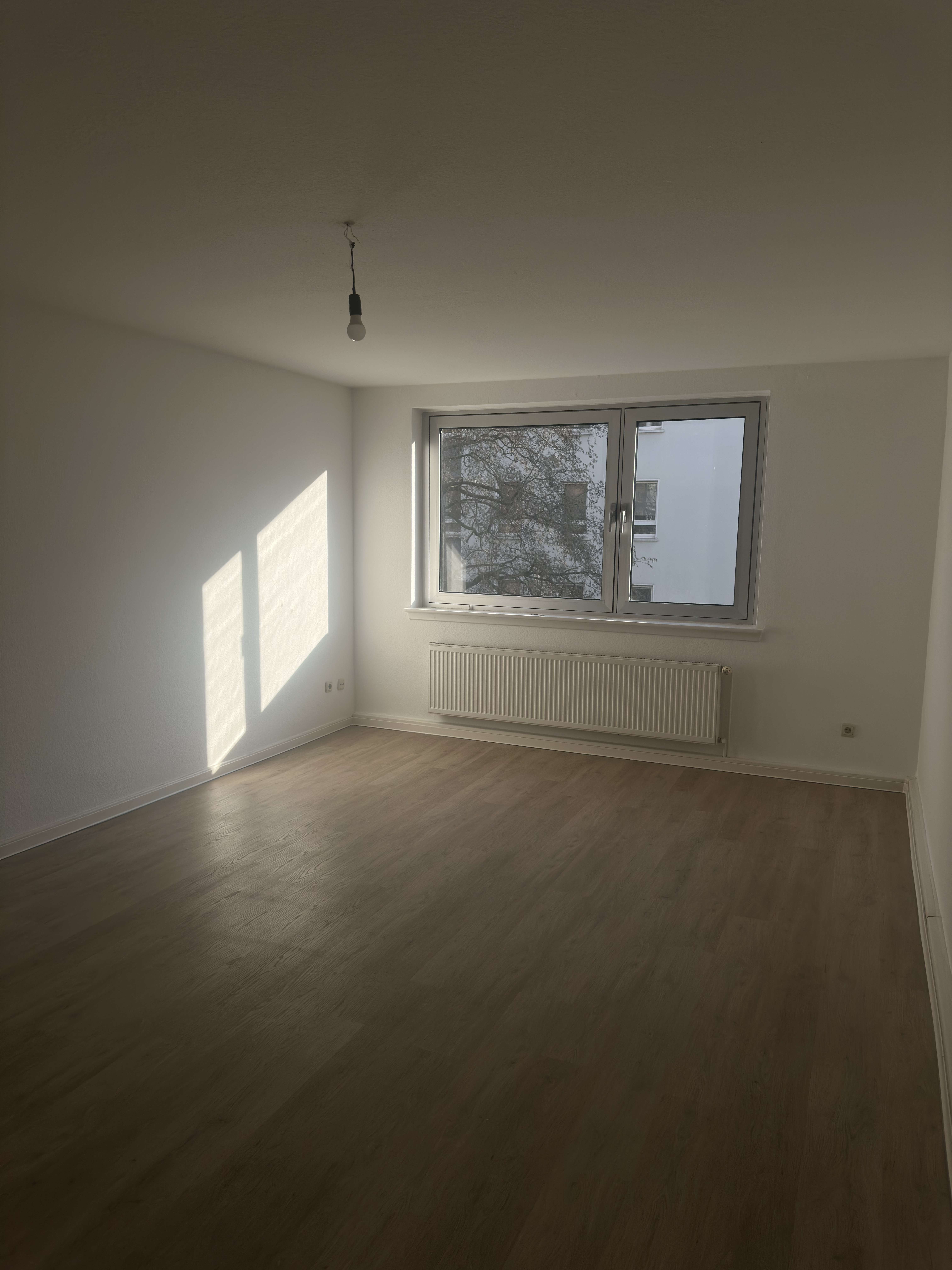 Thumbnail-Wohnung zum Mieten in Frankfurt am Main 700,00 € 37.5 m²