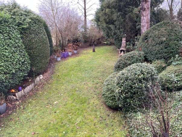 Thumbnail-Wohnung zum Kaufen in Meerbusch 230.000,00 € 100 m²