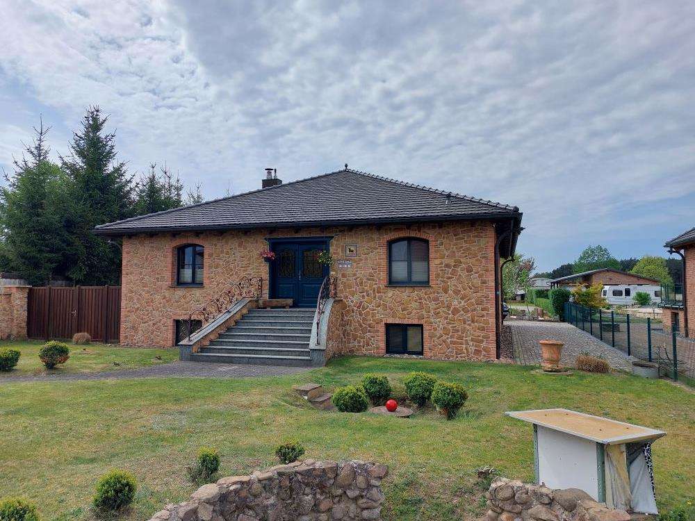 Thumbnail-Haus zum Kaufen in Friedland 1.300.000,00 € 295 m²