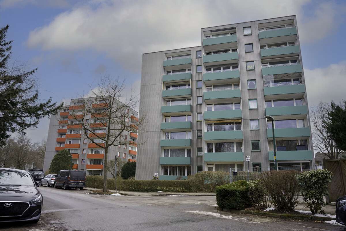 Thumbnail-Wohnung zum Kaufen in Halstenbek 149.000,00 € 39.67 m²