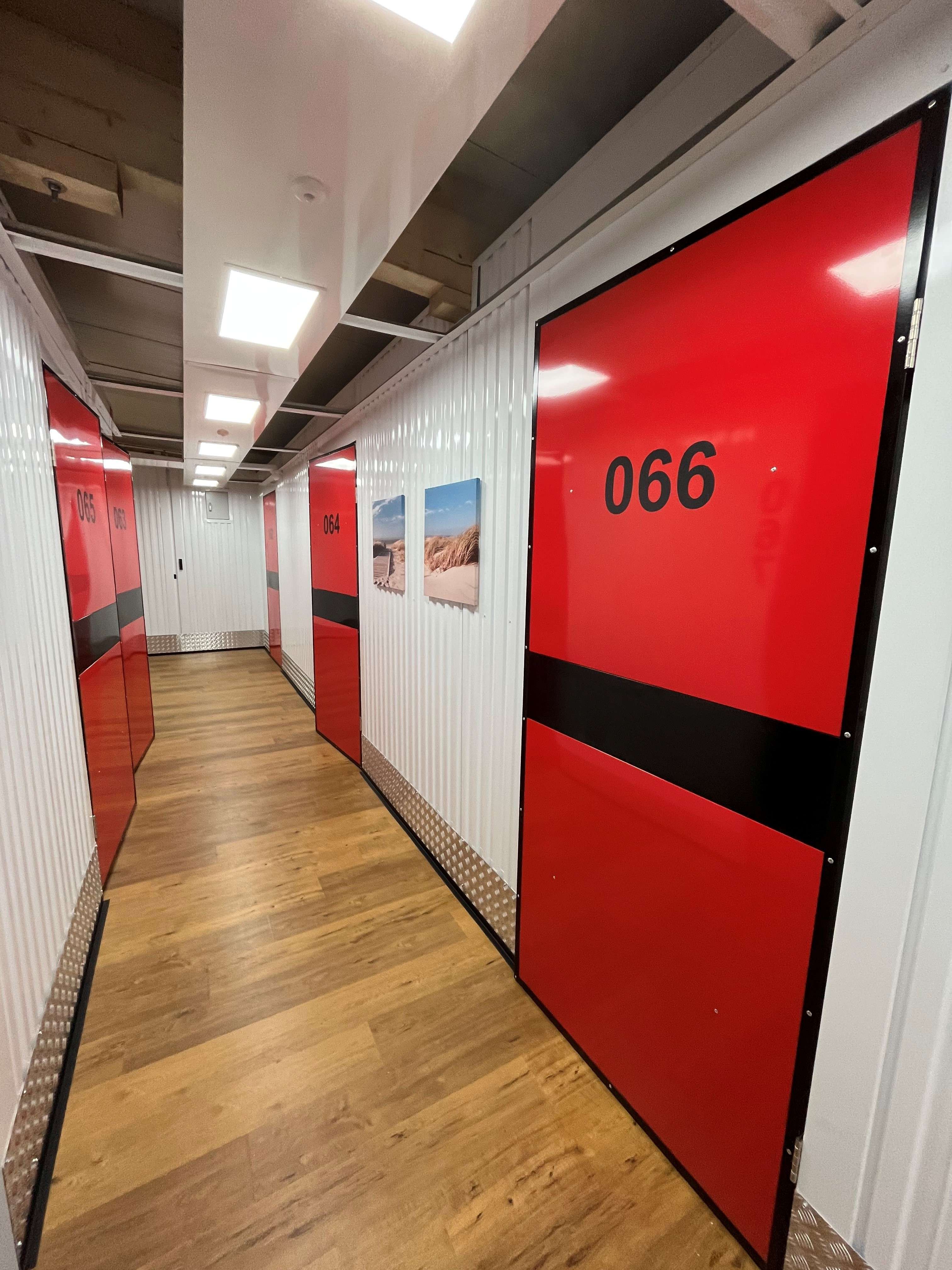 Thumbnail-Halle in Oberhausen 180,00 € 18 m²