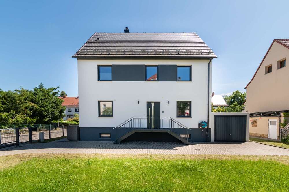Thumbnail-Haus zum Mieten in Leipzig Lößnig 2.997,00 € 200.26 m²