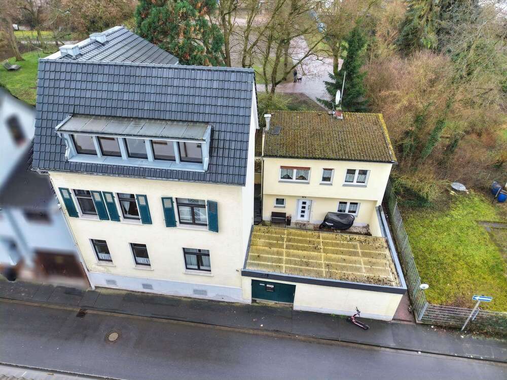 Thumbnail-Haus zum Kaufen in Bonn 429.000,00 € 191 m²