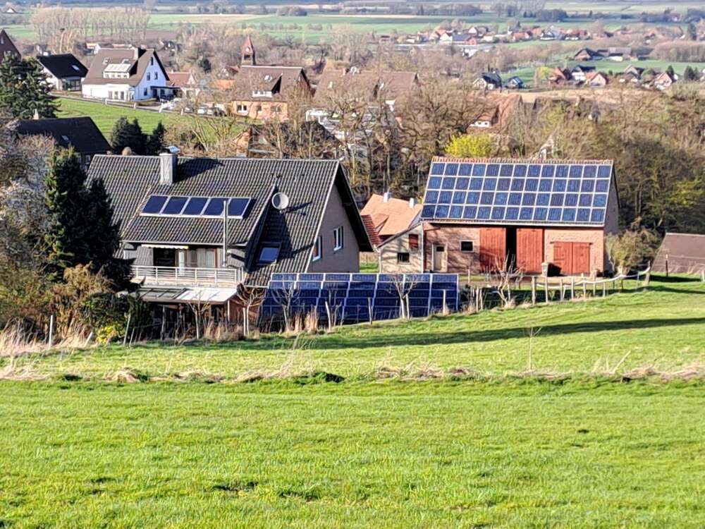 Thumbnail-Haus zum Kaufen in Hille 376.000,00 € 306 m²