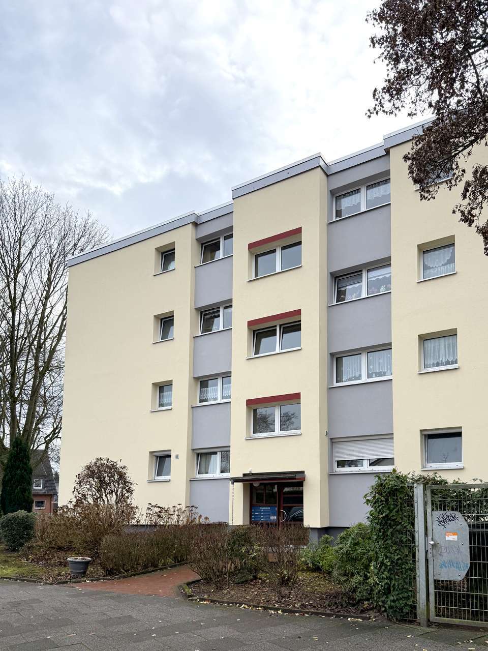 Thumbnail-Wohnung zum Kaufen in Bremen 205.000,00 € 80.44 m²