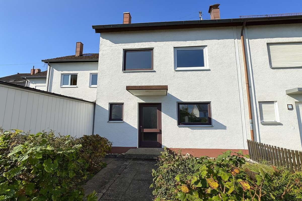 Thumbnail-Haus zum Kaufen in Pfaffenhofen an der Roth 348.000,00 € 124 m²