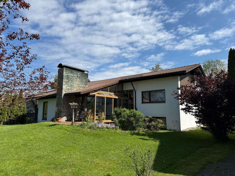 Thumbnail-Haus zum Kaufen in Isny im Allgäu 945.000,00 € 217 m²