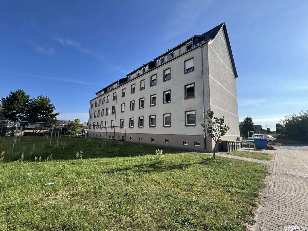 Thumbnail-Haus zum Kaufen in Rackwitz OT Zschortau 360.000,00 € 297.02 m²