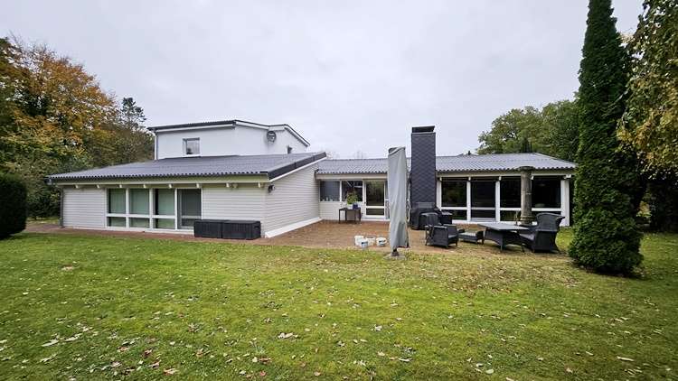 Thumbnail-Haus zum Kaufen in Holste-Hellingst 379.000,00 € 247 m²