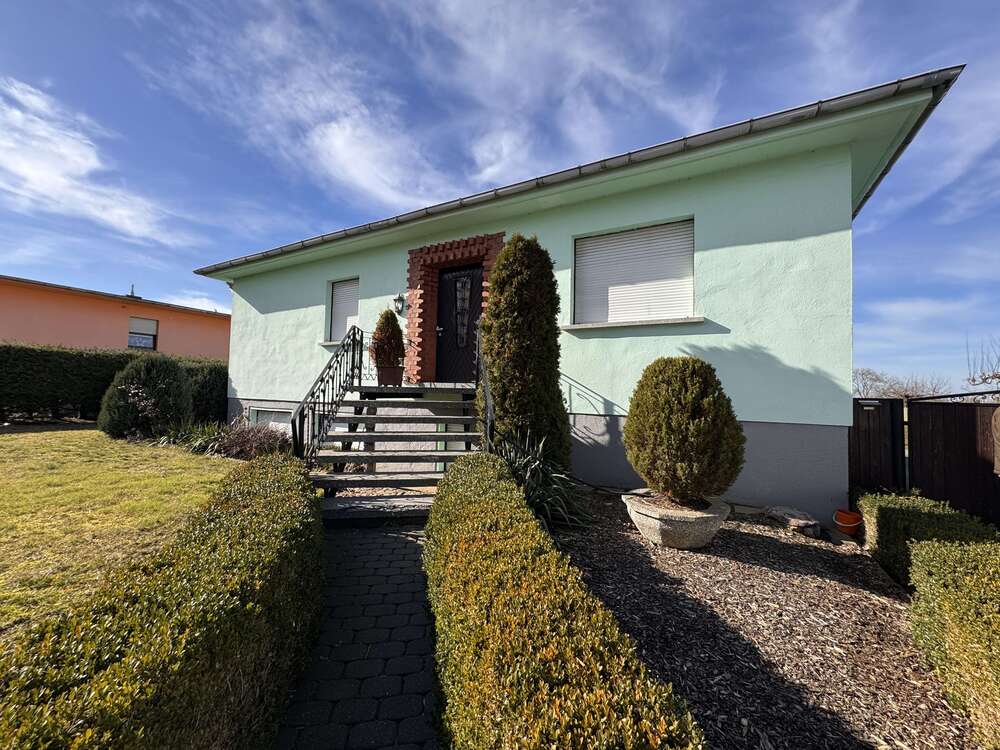 Thumbnail-Haus zum Kaufen in Meyenburg 159.000,00 € 140 m²