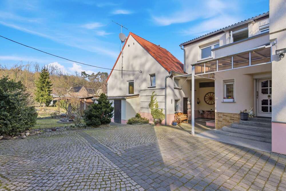 Thumbnail-Haus zum Kaufen in Mücheln (Geiseltal) 295.000,00 € 180 m²