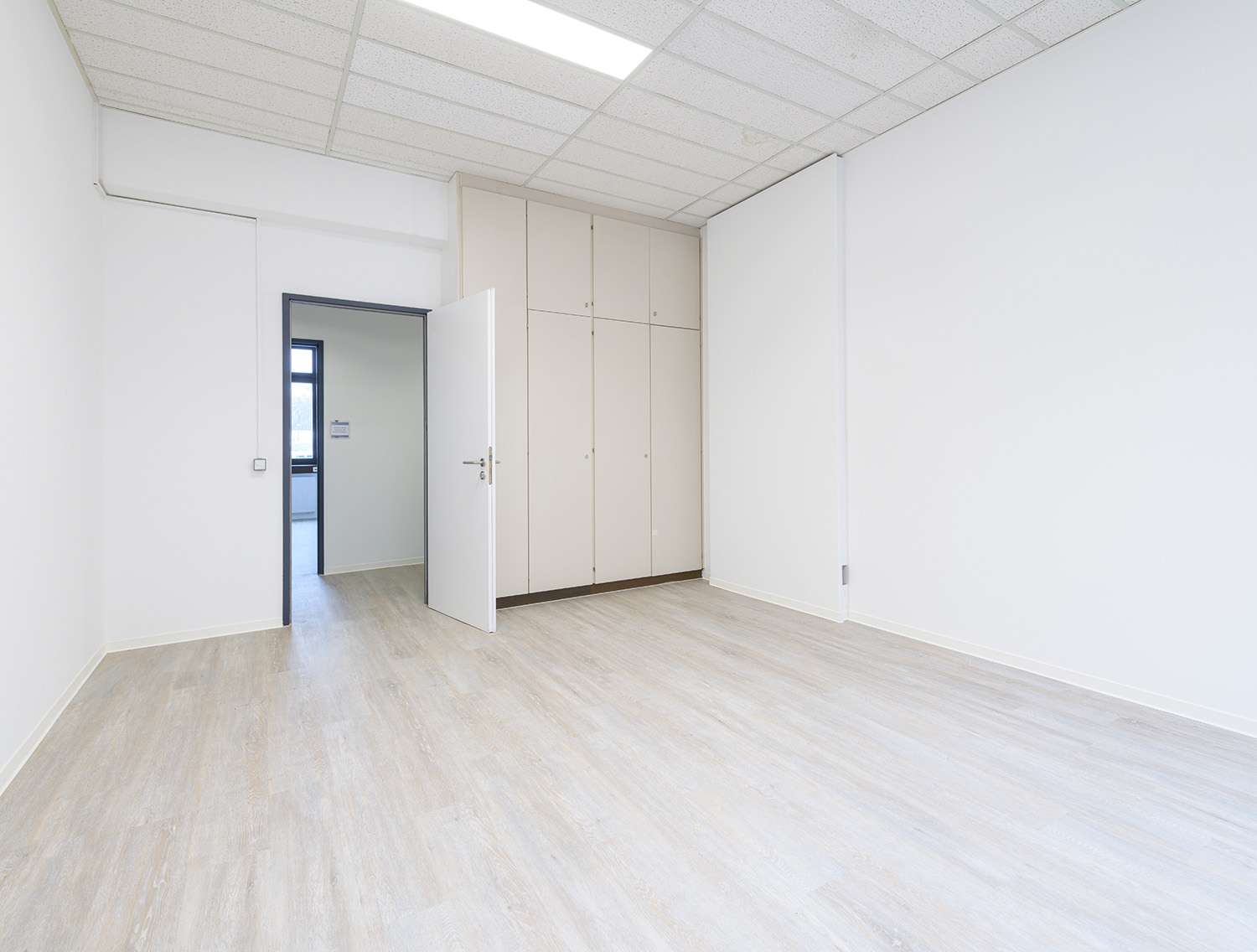 Thumbnail-Büro in Nürnberg 661,00 € 27.66 m²