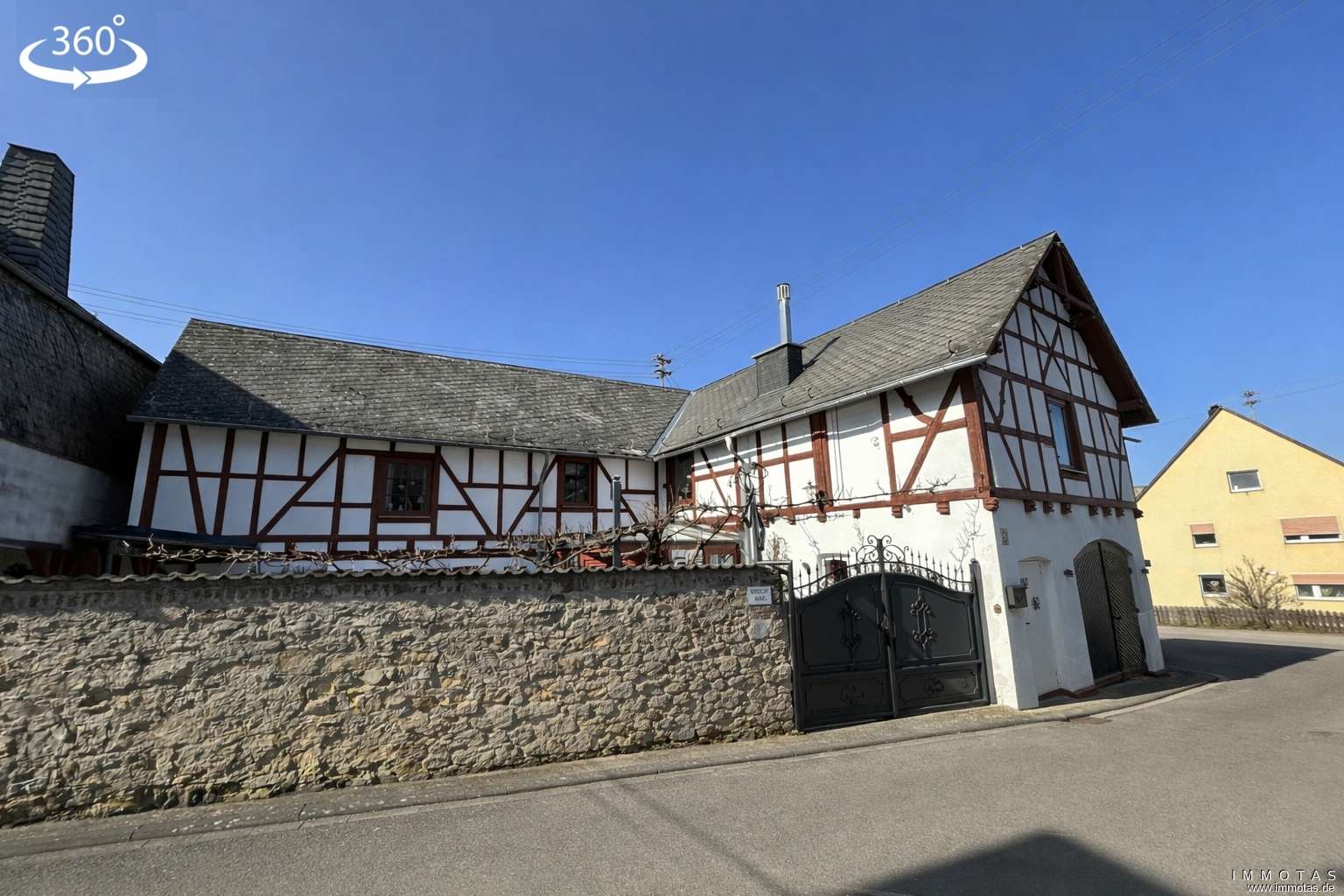 Thumbnail-Haus zum Kaufen in Mörschbach 259.000,00 € 198.67 m²
