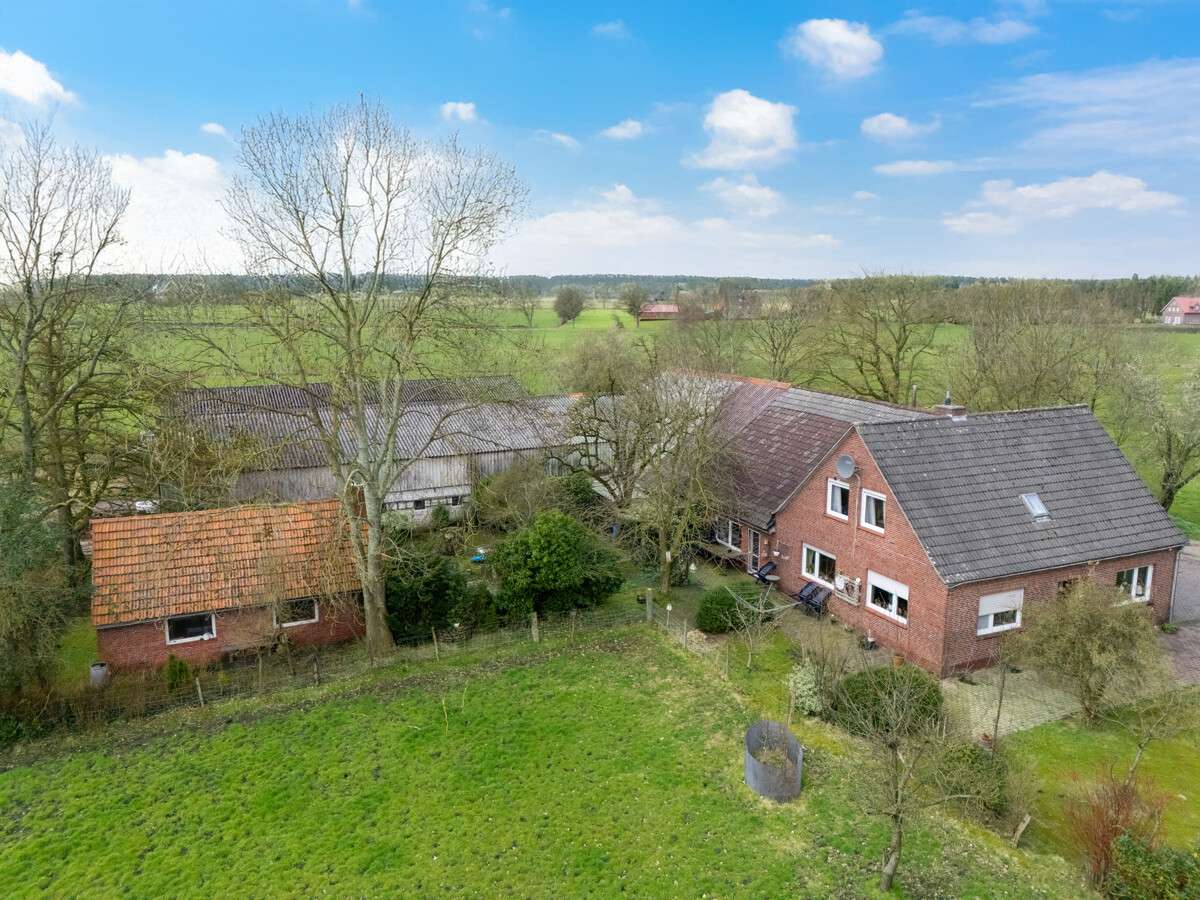 Thumbnail-Haus zum Kaufen in Blomberg 439.000,00 € 196 m²