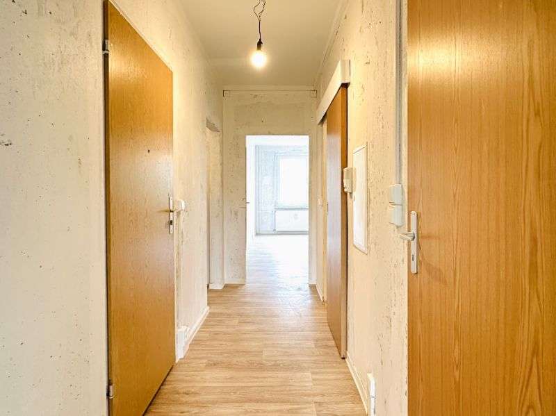 Thumbnail-Wohnung zum Mieten in Freital 391,30 € 61.14 m²