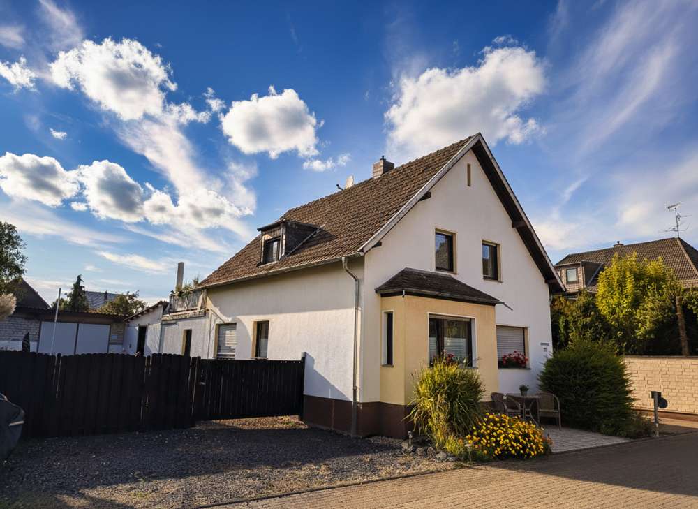 Thumbnail-Haus zum Kaufen in Bornheim 597.000,00 € 175 m²