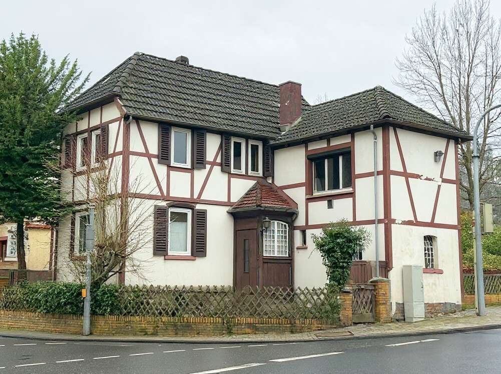 Thumbnail-Haus zum Kaufen in Kronberg im Taunus 399.000,00 € 90 m²