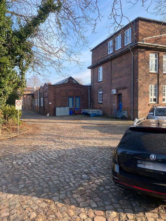 Thumbnail-Halle in Hamburg 14.850,00 € 1317 m²