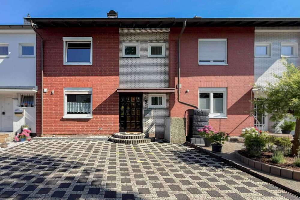 Thumbnail-Haus zum Kaufen in Köln 569.000,00 € 117.69 m²