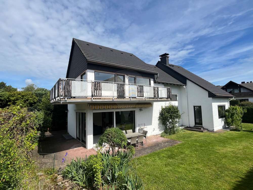 Thumbnail-Haus zum Kaufen in Rosbach vor der Höhe Rodheim vor der Höhe 695.000,00 € 233 m²