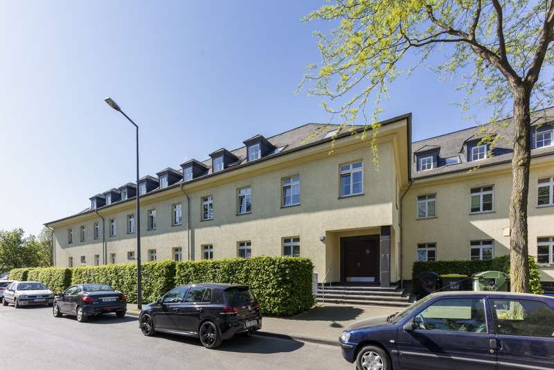 Thumbnail-Wohnung zum Kaufen in Köln 275.000,00 € 65 m²