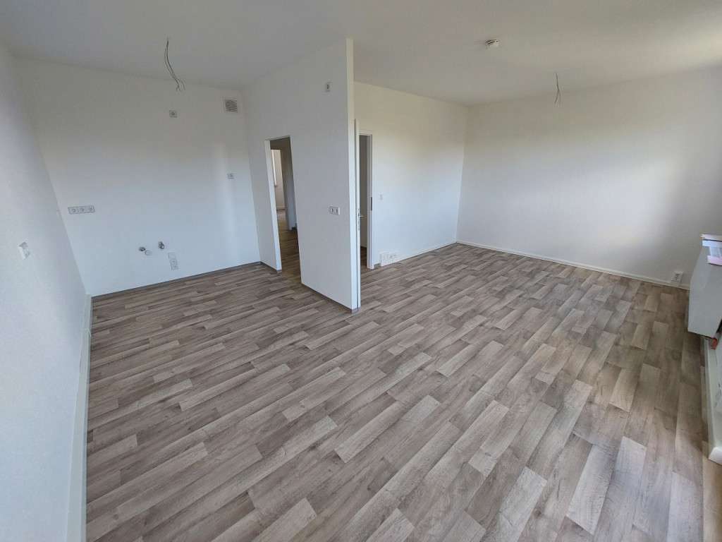 Thumbnail-Wohnung zum Mieten in Suhl 359,29 € 55.87 m²