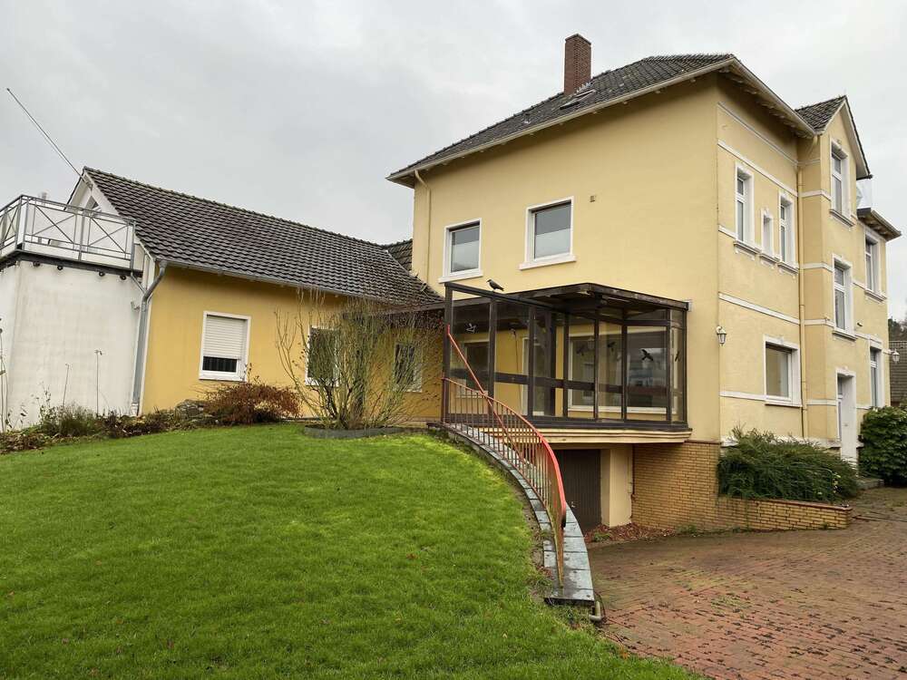 Thumbnail-Haus zum Mieten in Westerkappeln 3.216,00 € 259 m²
