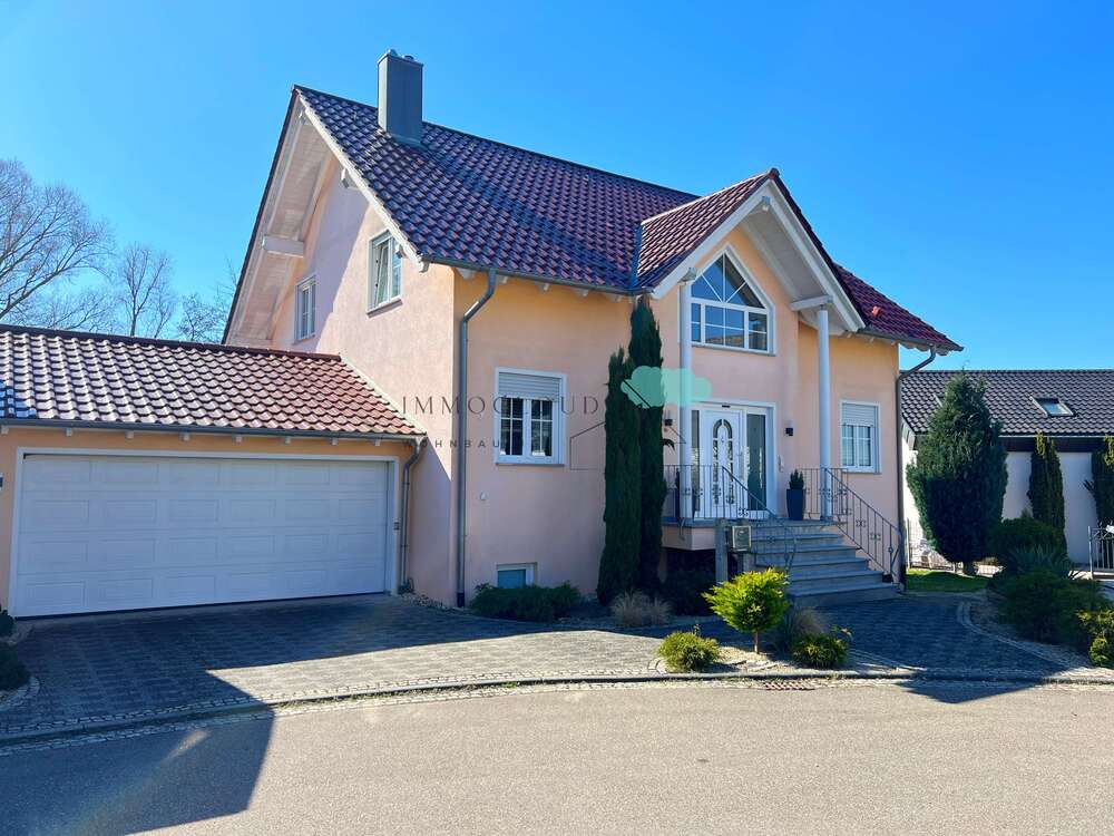 Thumbnail-Haus zum Kaufen in Neuenstadt am Kocher 798.000,00 € 215 m²