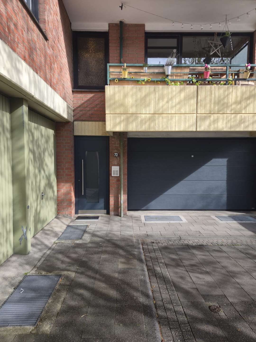 Thumbnail-Wohnung zum Kaufen in Mönchengladbach 135.000,00 € 77 m²
