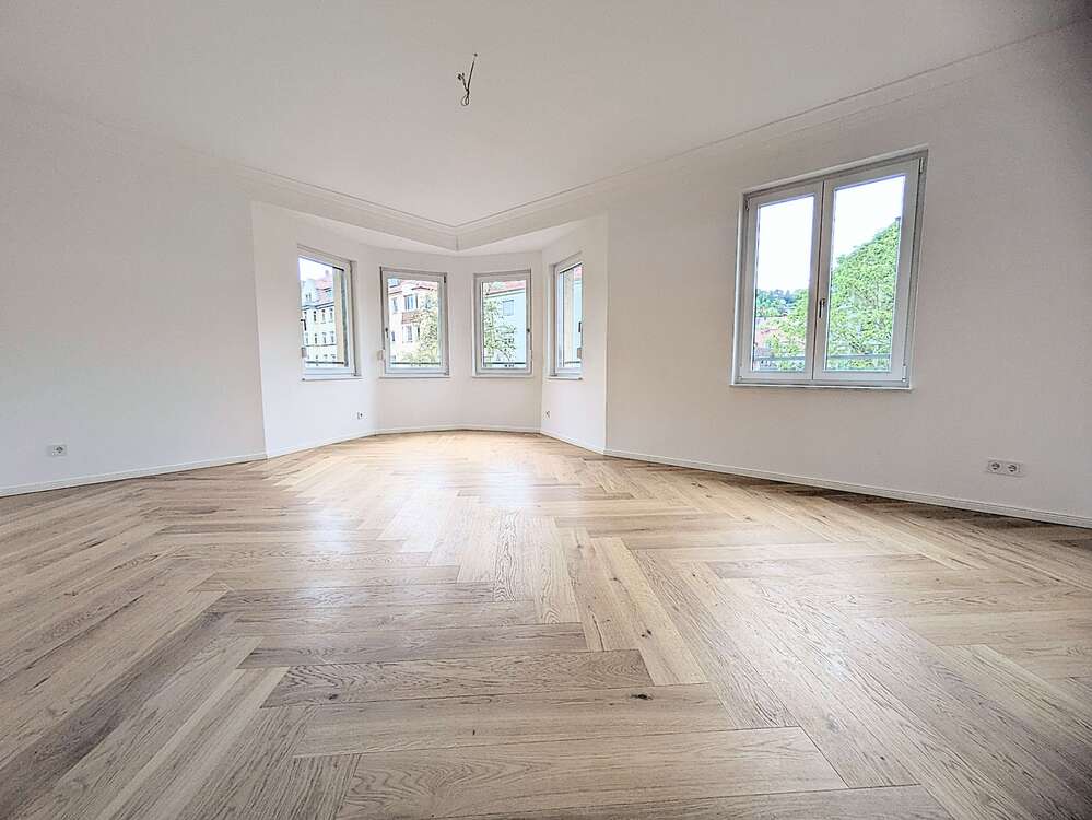 Thumbnail-Wohnung zum Mieten in Stuttgart 2.700,00 € 122 m²
