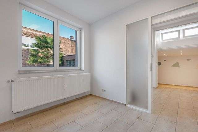 Thumbnail-Wohnung zum Kaufen in Neuss Holzheim 549.000,00 € 181 m²