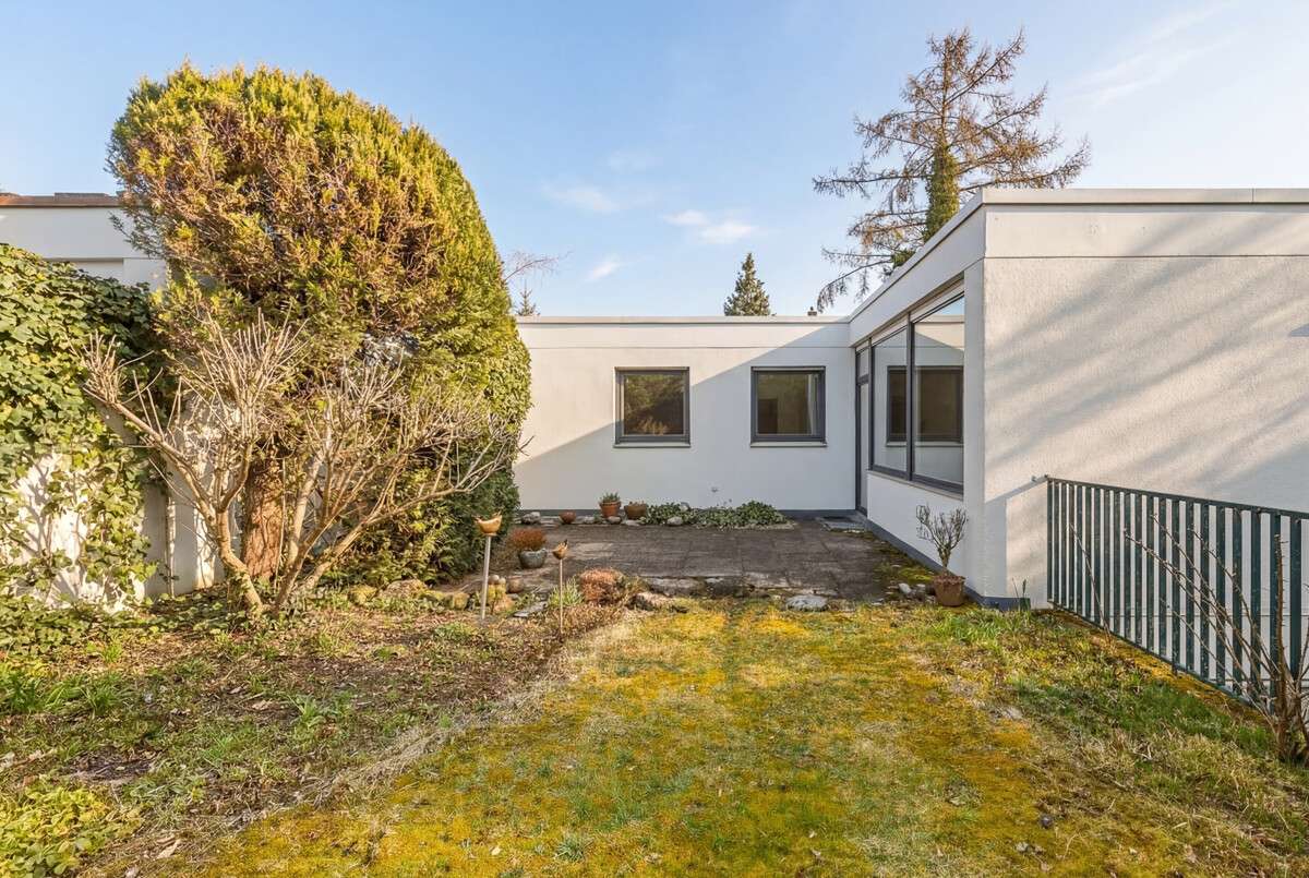 Thumbnail-Haus zum Kaufen in München 660.000,00 € 109.17 m²