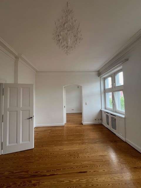 Thumbnail-Wohnung zum Mieten in Aachen 1.310,00 € 131 m²