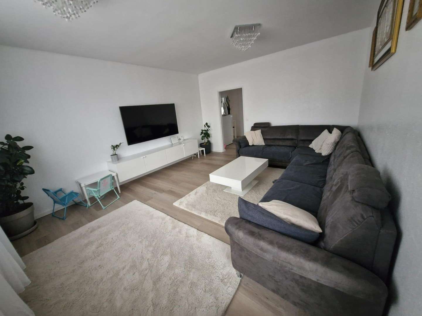 Thumbnail-Wohnung zum Kaufen in Wiesbaden 320.000,00 € 83 m²