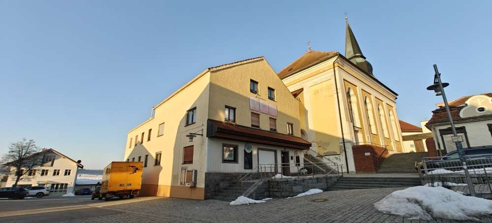 Thumbnail-Haus zum Kaufen in Simbach bei Landau 185.000,00 € 177 m²