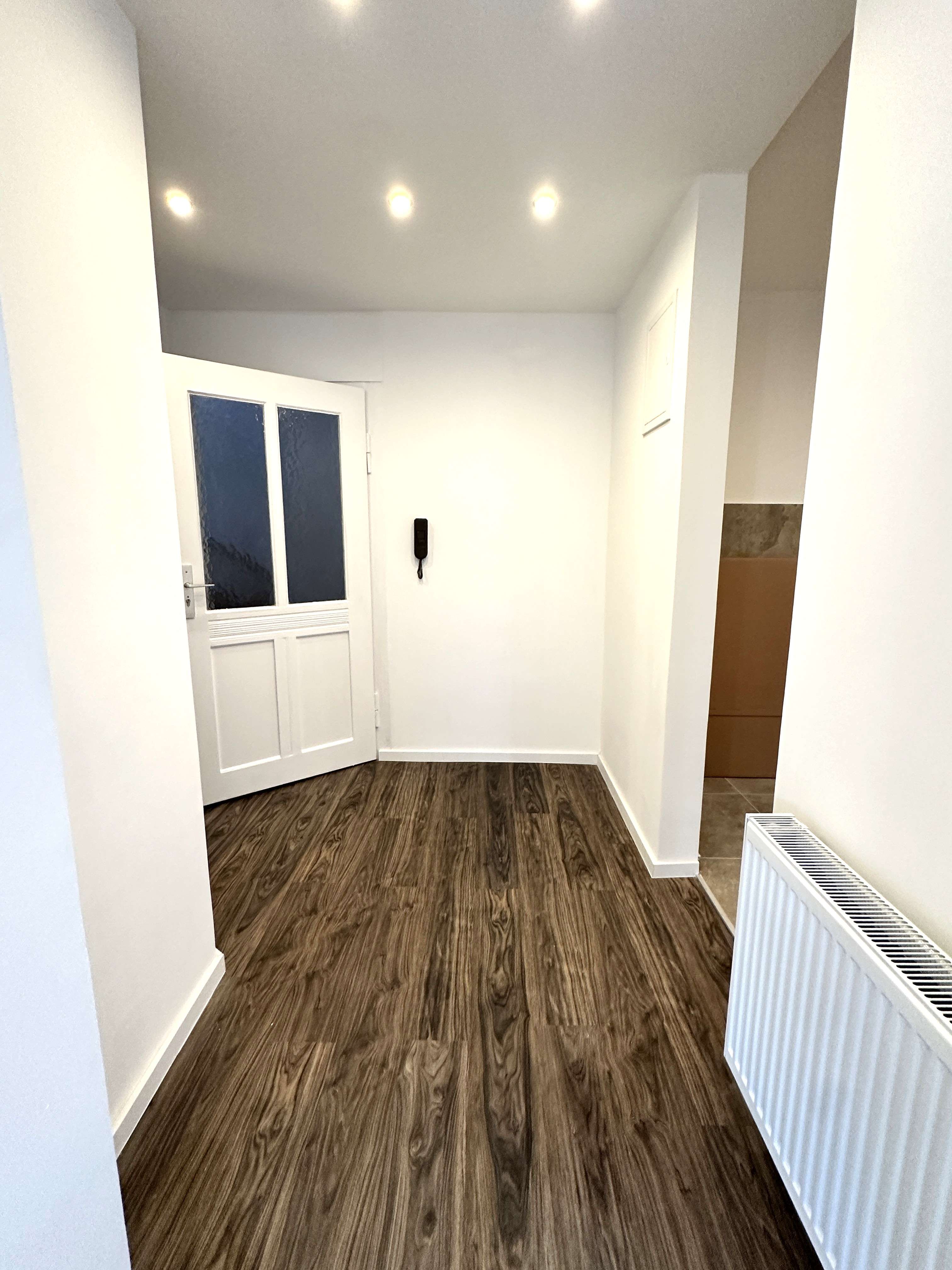 Thumbnail-Wohnung zum Kaufen in Stuttgart 249.000,00 € 54 m²