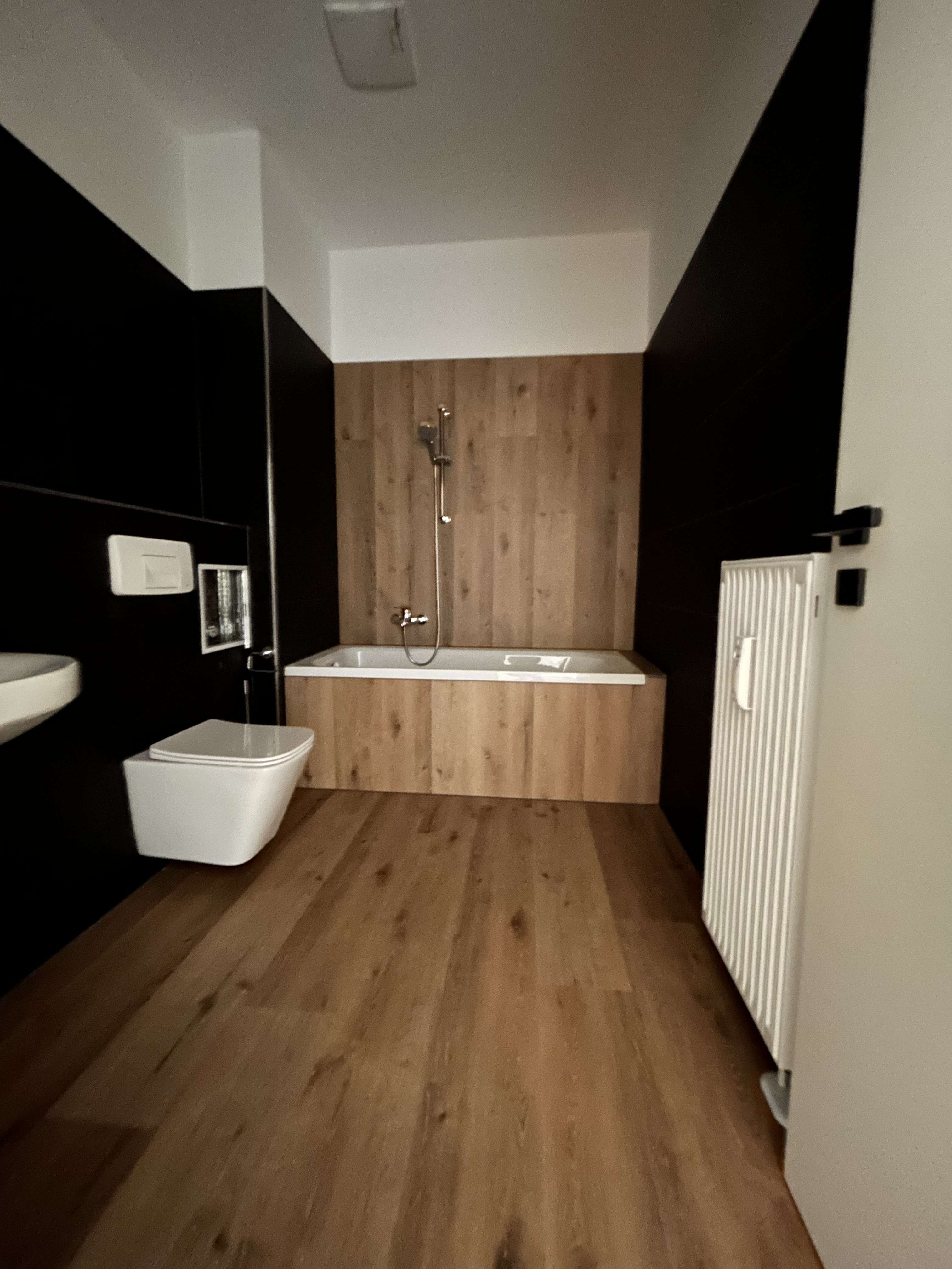 Thumbnail-Wohnung zum Mieten in Zwickau 500,00 € 66.46 m²