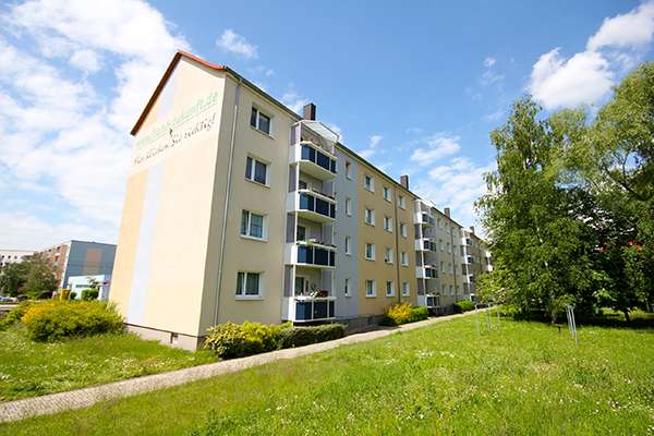 Thumbnail-Wohnung zum Mieten in Halle (Saale) 355,00 € 49.28 m²