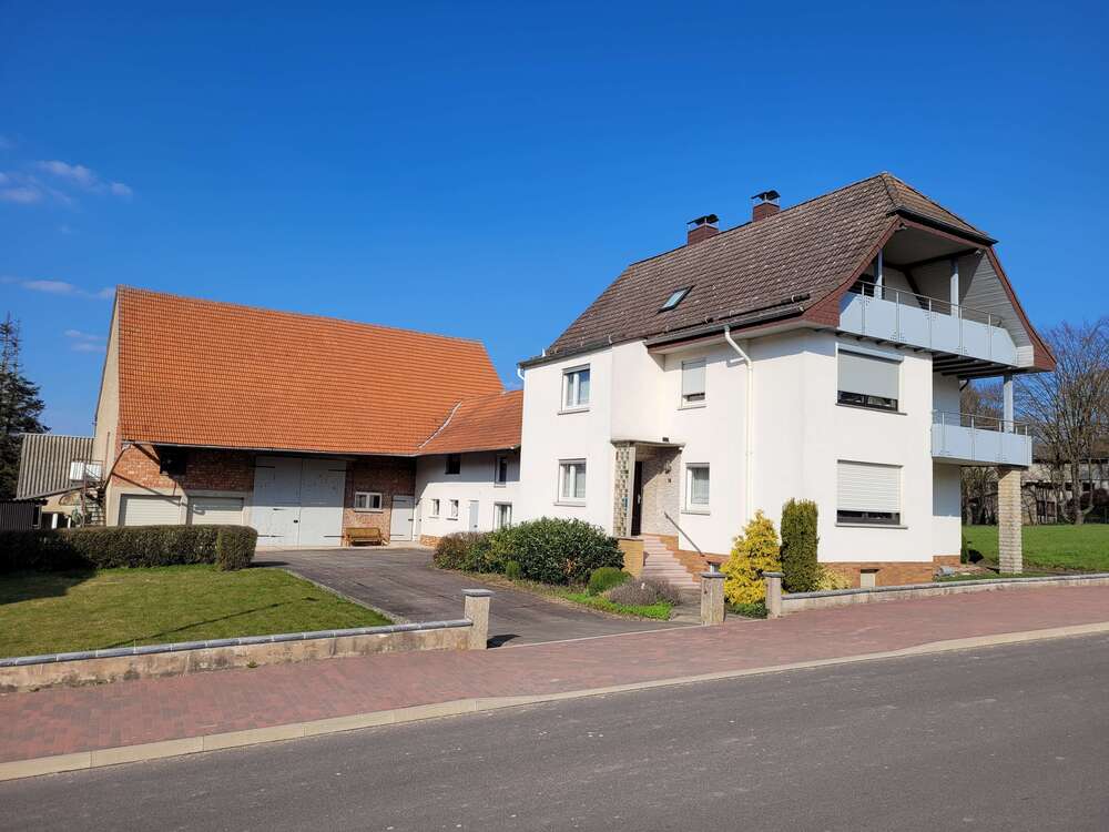 Thumbnail-Haus zum Kaufen in Hohenroda 295.000,00 € 240 m²