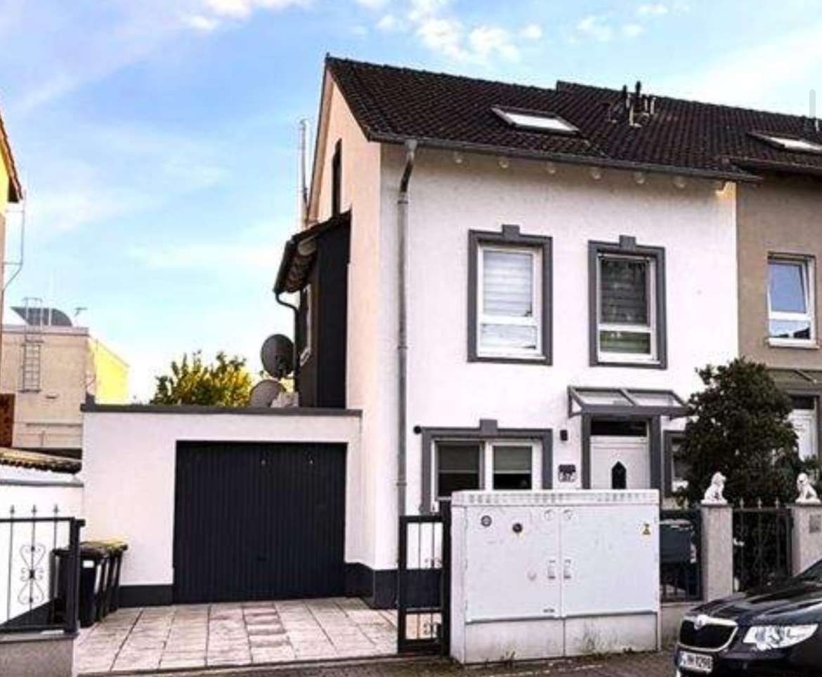 Thumbnail-Haus zum Kaufen in Frankfurt am Main Fechenheim 849.000,00 € 163 m²