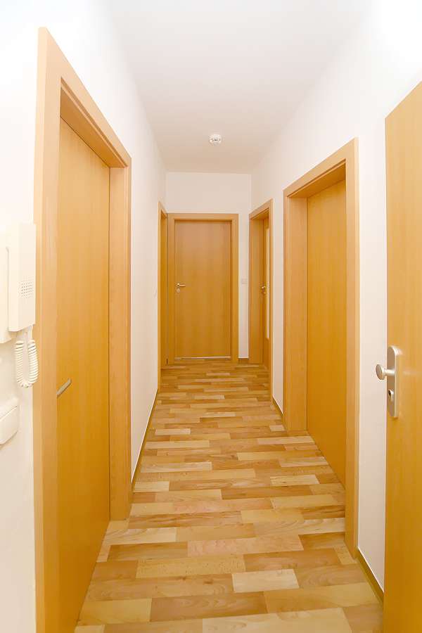 Thumbnail-Wohnung zum Mieten in Lutherstadt Eisleben 286,00 € 61.23 m²