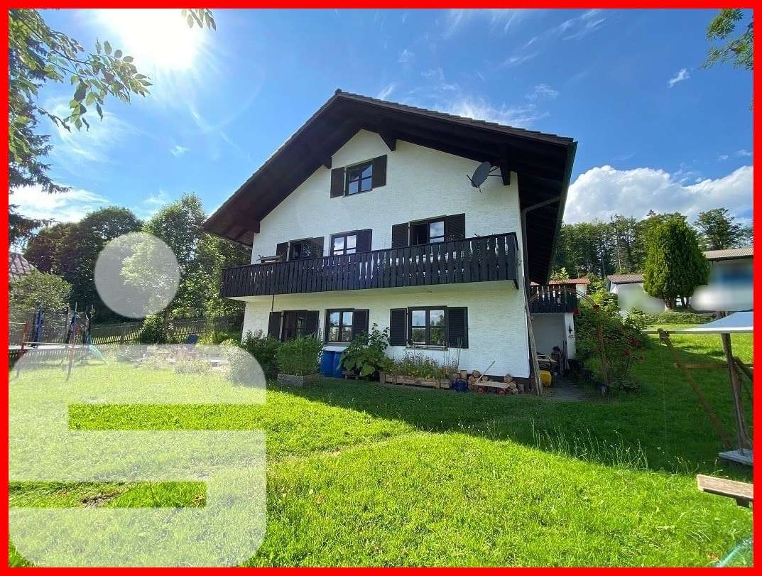 Thumbnail-Haus zum Kaufen in Philippsreut 239.000,00 € 192 m²